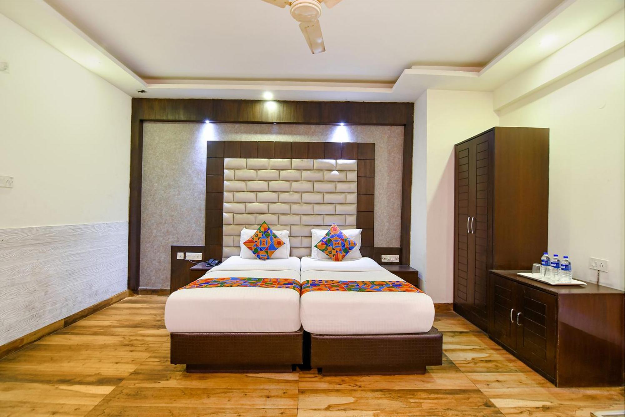 Fabhotel Prime Ivory Inn - Park Circus Kalkuta Zewnętrze zdjęcie