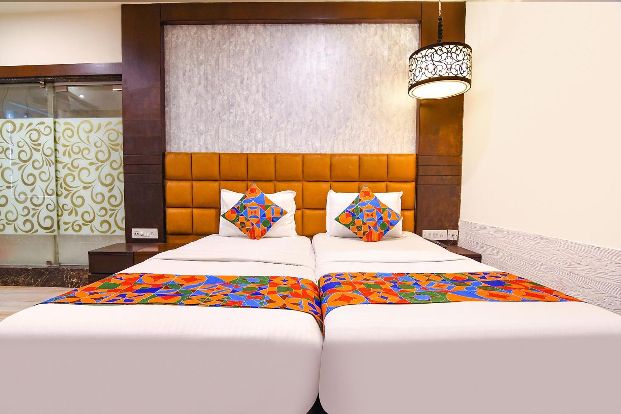 Fabhotel Prime Ivory Inn - Park Circus Kalkuta Zewnętrze zdjęcie