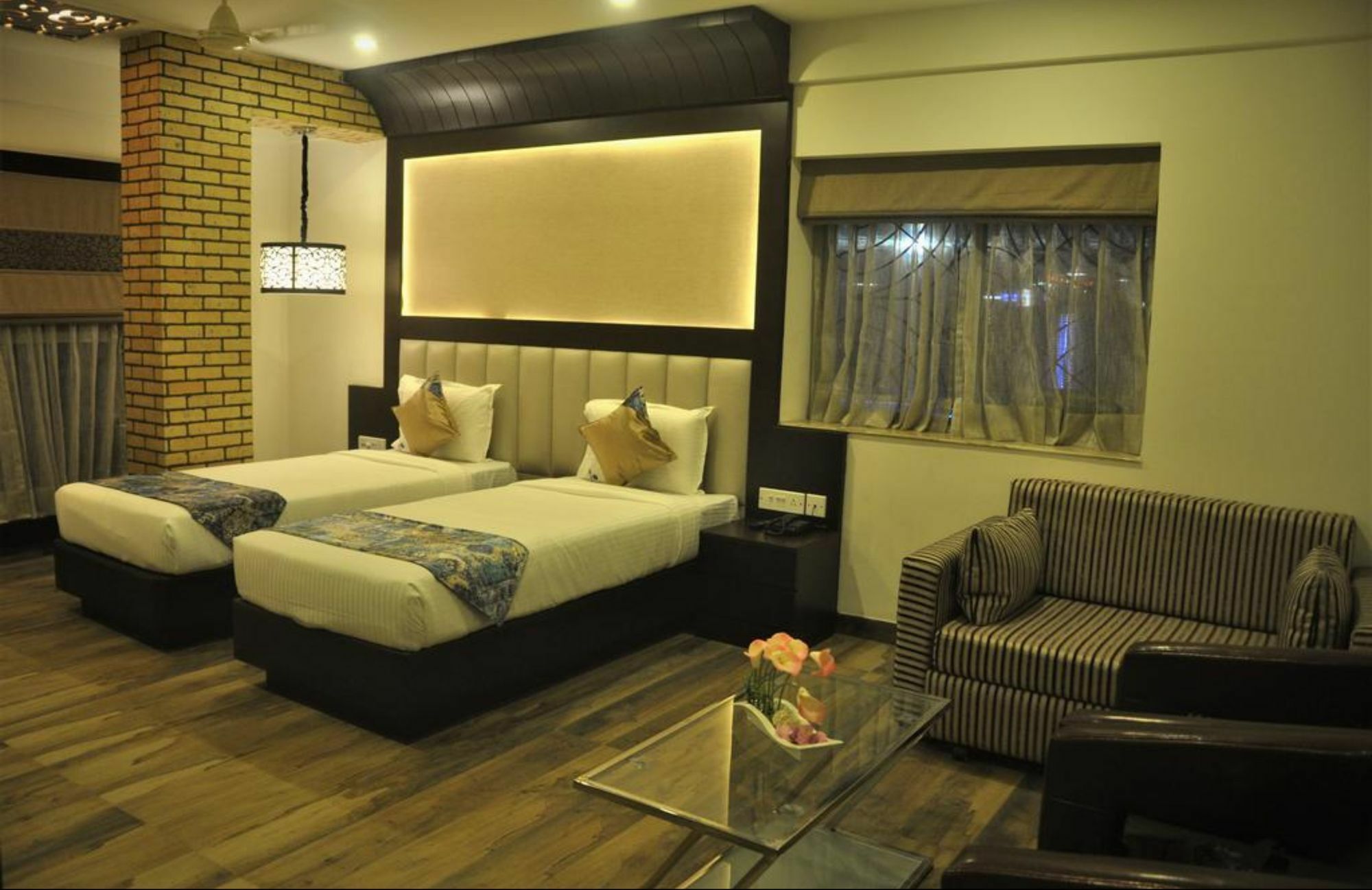 Fabhotel Prime Ivory Inn - Park Circus Kalkuta Zewnętrze zdjęcie